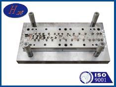 五金連續(xù)模具